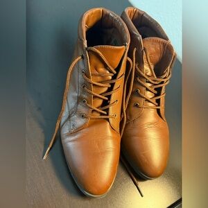 Danexx
Classic Tan Chukka Boots for Men